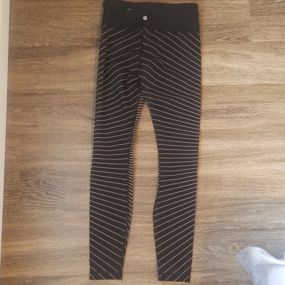 Special Edition Lululemon Speed Wunders - image 3